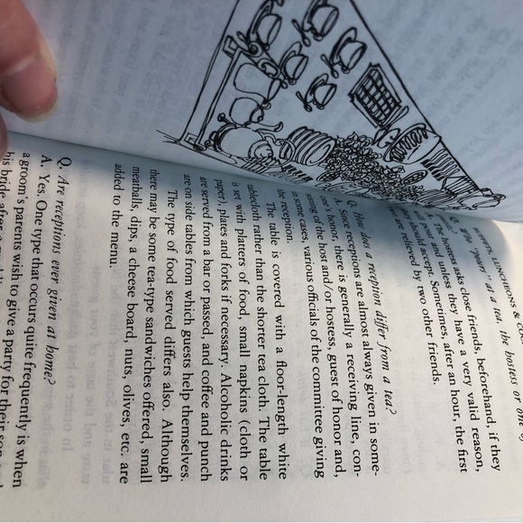 EMILY POST on Entertaining by Elizabeth L. Post 1992 Paperback - Picture 7 of 9